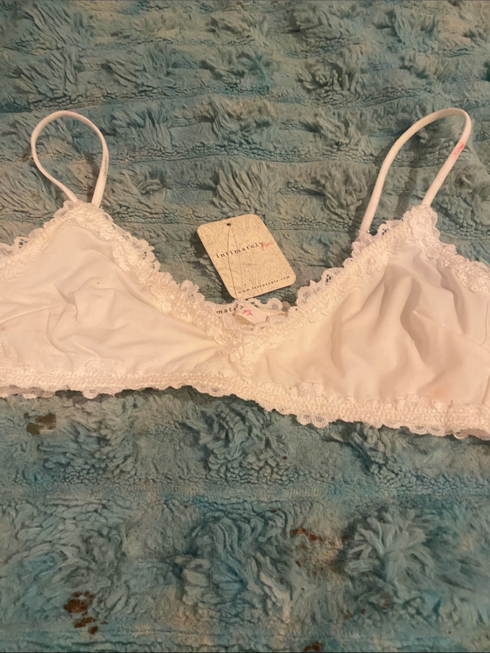 Delicate Lace Trim Bralette in White - Unbranded